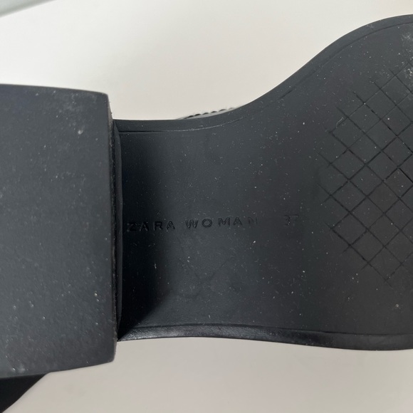 NEW Zara boots - Picture 2 of 3